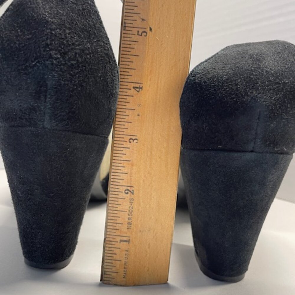 ✨ Earthies Black Suede Wedges — Size 10 — Great Condition - Picture 4 of 4